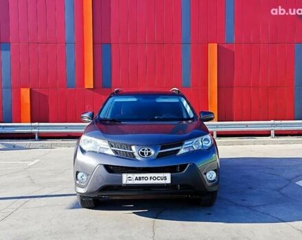 Тойота РАВ 4 2015 у Києві на Automoto.ua Тойота РАВ 4, об'ємом двигуна 0 л та пробігом 156 тис. км за 14690 $, фото 2 на Automoto.ua