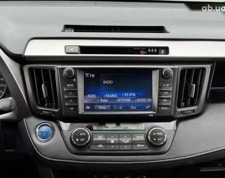 Тойота РАВ 4 2016 у Києві на Automoto.ua Тойота РАВ 4, об'ємом двигуна 0 л та пробігом 164 тис. км за 23500 $, фото 29 на Automoto.ua