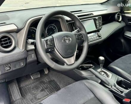 Тойота РАВ 4 2016 у Києві на Automoto.ua Тойота РАВ 4, об'ємом двигуна 0 л та пробігом 164 тис. км за 23500 $, фото 19 на Automoto.ua