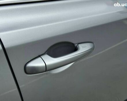 Тойота РАВ 4 2016 у Києві на Automoto.ua Тойота РАВ 4, об'ємом двигуна 0 л та пробігом 164 тис. км за 23500 $, фото 16 на Automoto.ua