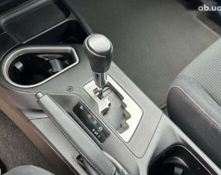 Тойота РАВ 4 2016 у Києві на Automoto.ua Тойота РАВ 4, об'ємом двигуна 0 л та пробігом 108 тис. км за 18690 $, фото 27 на Automoto.ua