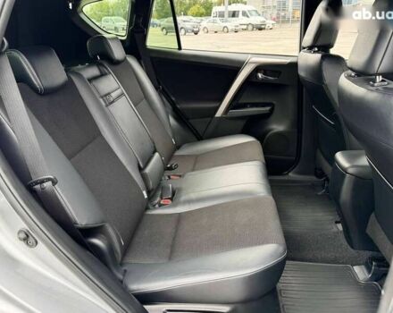 Тойота РАВ 4 2016 у Києві на Automoto.ua Тойота РАВ 4, об'ємом двигуна 0 л та пробігом 164 тис. км за 23500 $, фото 25 на Automoto.ua