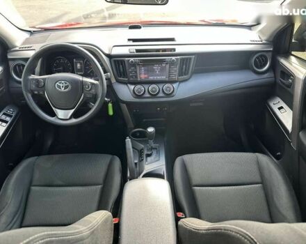 Тойота РАВ 4 2016 у Києві на Automoto.ua Тойота РАВ 4, об'ємом двигуна 2.5 л та пробігом 102 тис. км за 19490 $, фото 28 на Automoto.ua