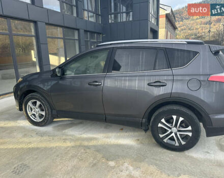 Тойота РАВ 4, объемом двигателя 2.5 л и пробегом 300 тыс. км за 16500 $, фото 4 на Automoto.ua