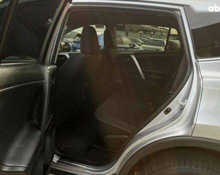 Тойота РАВ 4, объемом двигателя 2.5 л и пробегом 272 тыс. км за 15000 $, фото 13 на Automoto.ua