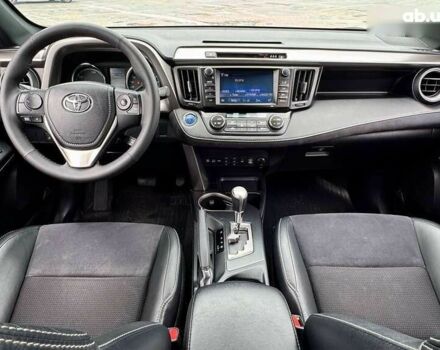 Тойота РАВ 4 2016 у Києві на Automoto.ua Тойота РАВ 4, об'ємом двигуна 0 л та пробігом 164 тис. км за 23500 $, фото 27 на Automoto.ua