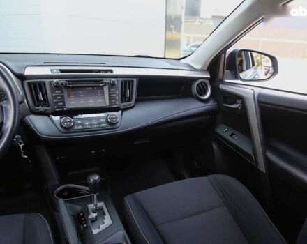 Тойота РАВ 4, объемом двигателя 0 л и пробегом 116 тыс. км за 19000 $, фото 13 на Automoto.ua