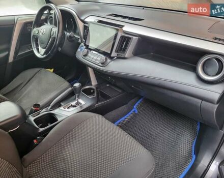 Тойота РАВ 4, объемом двигателя 2.49 л и пробегом 87 тыс. км за 26000 $, фото 5 на Automoto.ua