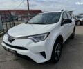 Тойота РАВ 4 2017 у Києві на Automoto.ua Тойота РАВ 4, об'ємом двигуна 0 л та пробігом 180 тис. км за 15990 $, фото 1 на Automoto.ua