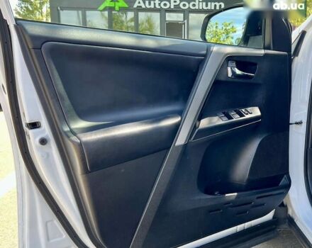 Тойота РАВ 4, объемом двигателя 2.5 л и пробегом 80 тыс. км за 20700 $, фото 14 на Automoto.ua