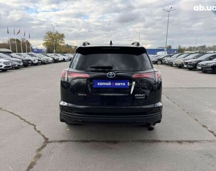 Тойота РАВ 4 2017 в Днепре (Днепропетровске) на Automoto.ua Тойота РАВ 4, объемом двигателя 0 л и пробегом 92 тыс. км за 24500 $, фото 5 на Automoto.ua