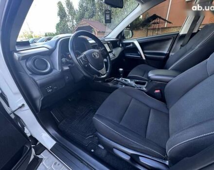 Тойота РАВ 4, объемом двигателя 2.2 л и пробегом 189 тыс. км за 21900 $, фото 1 на Automoto.ua