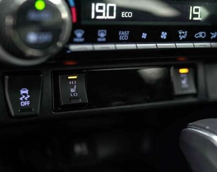 Тойота РАВ 4, объемом двигателя 0 л и пробегом 89 тыс. км за 30005 $, фото 24 на Automoto.ua