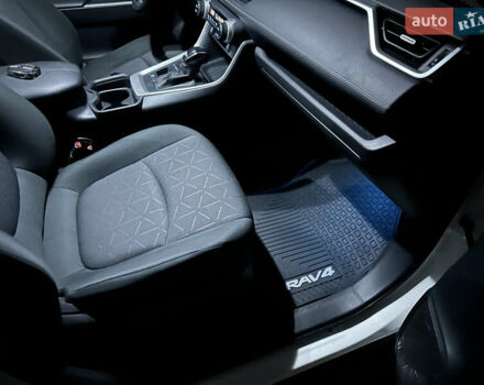 Тойота РАВ 4, объемом двигателя 2.5 л и пробегом 56 тыс. км за 29900 $, фото 17 на Automoto.ua