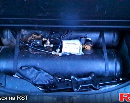 Тойота РАВ 4, об'ємом двигуна 2.5 л та пробігом 53 тис. км за 21500 $, фото 13 на Automoto.ua
