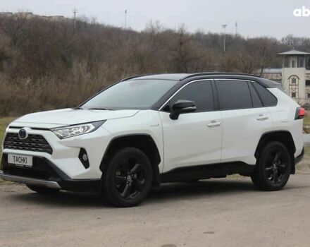 Тойота РАВ 4, объемом двигателя 0 л и пробегом 78 тыс. км за 33990 $, фото 2 на Automoto.ua