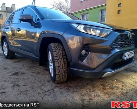 Тойота РАВ 4, объемом двигателя 2 л и пробегом 40 тыс. км за 29999 $, фото 1 на Automoto.ua