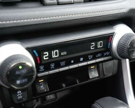 Тойота РАВ 4, объемом двигателя 0 л и пробегом 72 тыс. км за 30583 $, фото 21 на Automoto.ua