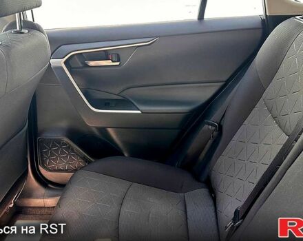 Тойота РАВ 4, объемом двигателя 2.5 л и пробегом 128 тыс. км за 25000 $, фото 4 на Automoto.ua