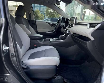 Тойота РАВ 4, объемом двигателя 0 л и пробегом 38 тыс. км за 29999 $, фото 12 на Automoto.ua