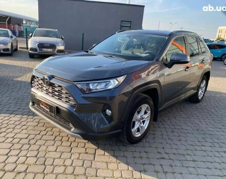 Тойота РАВ 4, объемом двигателя 2 л и пробегом 41 тыс. км за 27600 $, фото 2 на Automoto.ua