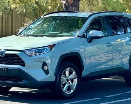 Тойота РАВ 4 2021 в Днепре (Днепропетровске) на Automoto.ua Тойота РАВ 4, объемом двигателя 2.5 л и пробегом 19 тыс. км за 7900 $, фото 2 на Automoto.ua