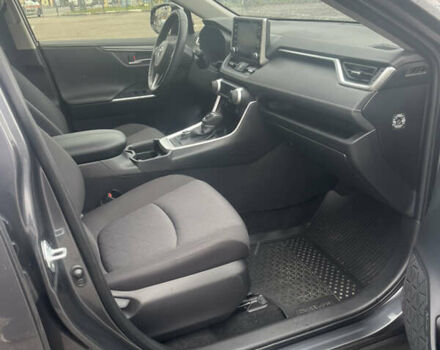 Тойота РАВ 4 2021 в Харькове на Automoto.ua Тойота РАВ 4, объемом двигателя 1.99 л и пробегом 36 тыс. км за 31000 $, фото 6 на Automoto.ua