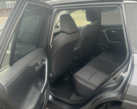 Тойота РАВ 4 2021 в Харькове на Automoto.ua Тойота РАВ 4, объемом двигателя 1.99 л и пробегом 36 тыс. км за 31000 $, фото 4 на Automoto.ua