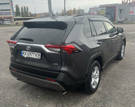 Тойота РАВ 4 2021 в Харькове на Automoto.ua Тойота РАВ 4, объемом двигателя 1.99 л и пробегом 36 тыс. км за 31000 $, фото 7 на Automoto.ua