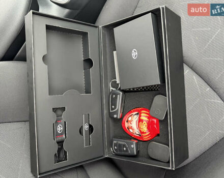 Тойота РАВ 4, об'ємом двигуна 2 л та пробігом 25 тис. км за 29700 $, фото 14 на Automoto.ua