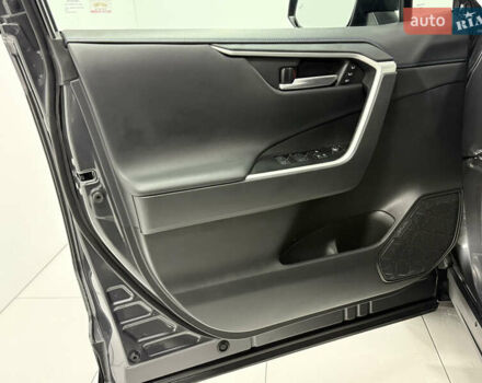 Тойота РАВ 4, об'ємом двигуна 2.49 л та пробігом 29 тис. км за 38900 $, фото 15 на Automoto.ua