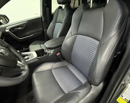 Тойота РАВ 4, об'ємом двигуна 2.49 л та пробігом 29 тис. км за 38900 $, фото 19 на Automoto.ua