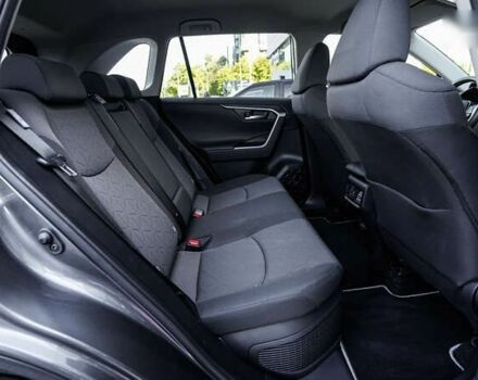 Тойота РАВ 4, объемом двигателя 0 л и пробегом 13 тыс. км за 38189 $, фото 6 на Automoto.ua