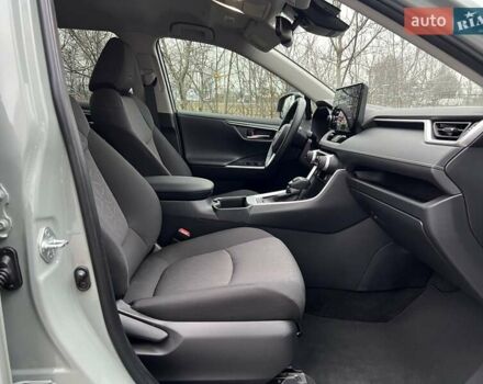 Тойота РАВ 4, объемом двигателя 1.99 л и пробегом 42 тыс. км за 33000 $, фото 10 на Automoto.ua