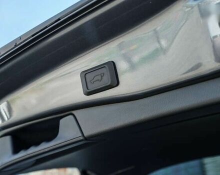 Тойота РАВ 4, объемом двигателя 0 л и пробегом 13 тыс. км за 38189 $, фото 11 на Automoto.ua