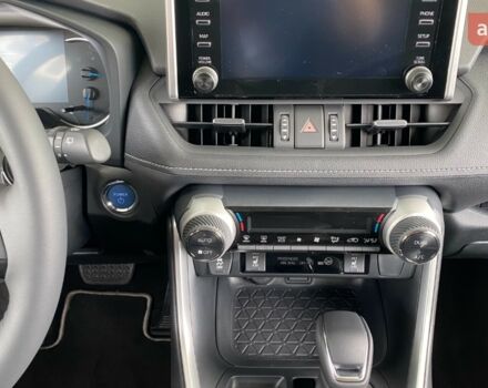 купить новое авто Тойота РАВ 4 2024 года от официального дилера Тойота на Столичному Тойота фото