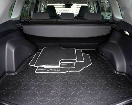 Тойота РАВ 4, объемом двигателя 0 л и пробегом 18 тыс. км за 42006 $, фото 10 на Automoto.ua