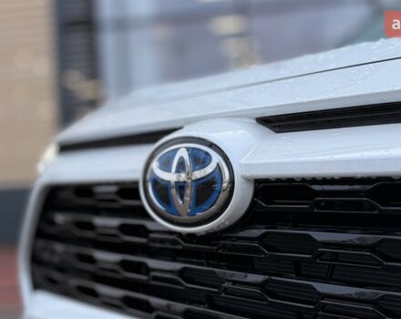 Тойота РАВ 4, об'ємом двигуна 2.49 л та пробігом 0 тис. км за 43350 $, фото 5 на Automoto.ua