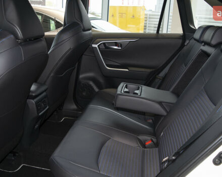 купити нове авто Тойота РАВ 4 2025 року від офіційного дилера Тойота Центр Рівне "Агат Авто" Тойота фото