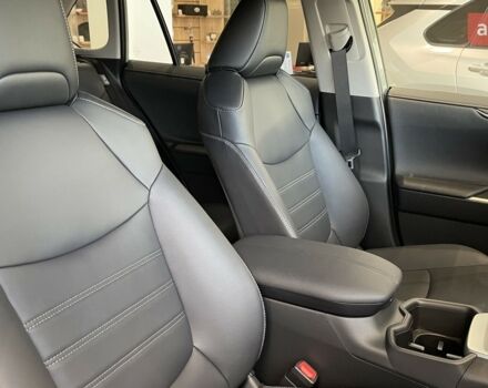 Тойота РАВ 4, об'ємом двигуна 2.49 л та пробігом 0 тис. км за 39593 $, фото 11 на Automoto.ua