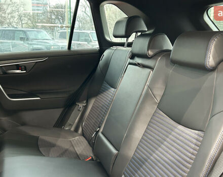 Тойота РАВ 4, об'ємом двигуна 2.49 л та пробігом 0 тис. км за 48854 $, фото 13 на Automoto.ua