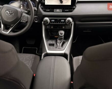 Тойота РАВ 4, об'ємом двигуна 2.49 л та пробігом 0 тис. км за 39046 $, фото 9 на Automoto.ua