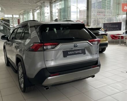 Тойота РАВ 4, об'ємом двигуна 2.49 л та пробігом 0 тис. км за 49015 $, фото 3 на Automoto.ua