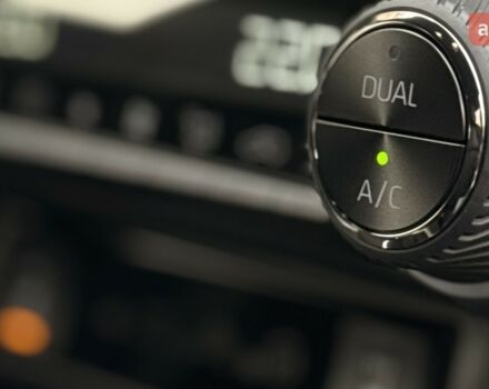 Тойота РАВ 4, об'ємом двигуна 2.49 л та пробігом 0 тис. км за 39046 $, фото 8 на Automoto.ua