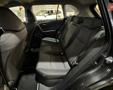 Тойота РАВ 4, об'ємом двигуна 2.49 л та пробігом 0 тис. км за 40275 $, фото 10 на Automoto.ua