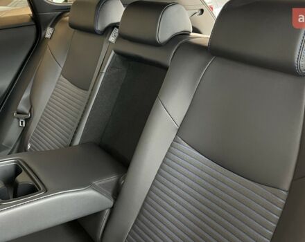 Тойота РАВ 4, об'ємом двигуна 2.49 л та пробігом 0 тис. км за 43665 $, фото 13 на Automoto.ua