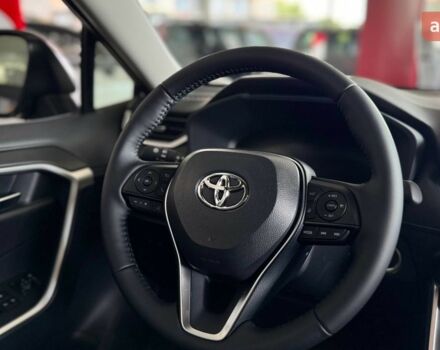 Тойота РАВ 4, об'ємом двигуна 2.49 л та пробігом 0 тис. км за 39654 $, фото 3 на Automoto.ua