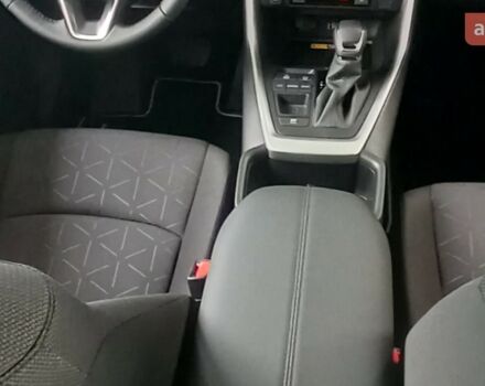 Тойота РАВ 4, об'ємом двигуна 2.49 л та пробігом 0 тис. км за 40000 $, фото 15 на Automoto.ua