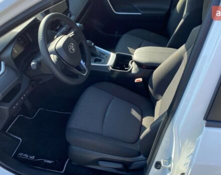 Тойота РАВ 4, об'ємом двигуна 2.49 л та пробігом 0 тис. км за 39462 $, фото 12 на Automoto.ua