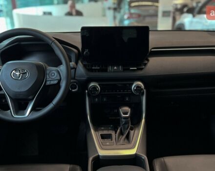 Тойота РАВ 4, об'ємом двигуна 2.49 л та пробігом 0 тис. км за 43665 $, фото 14 на Automoto.ua